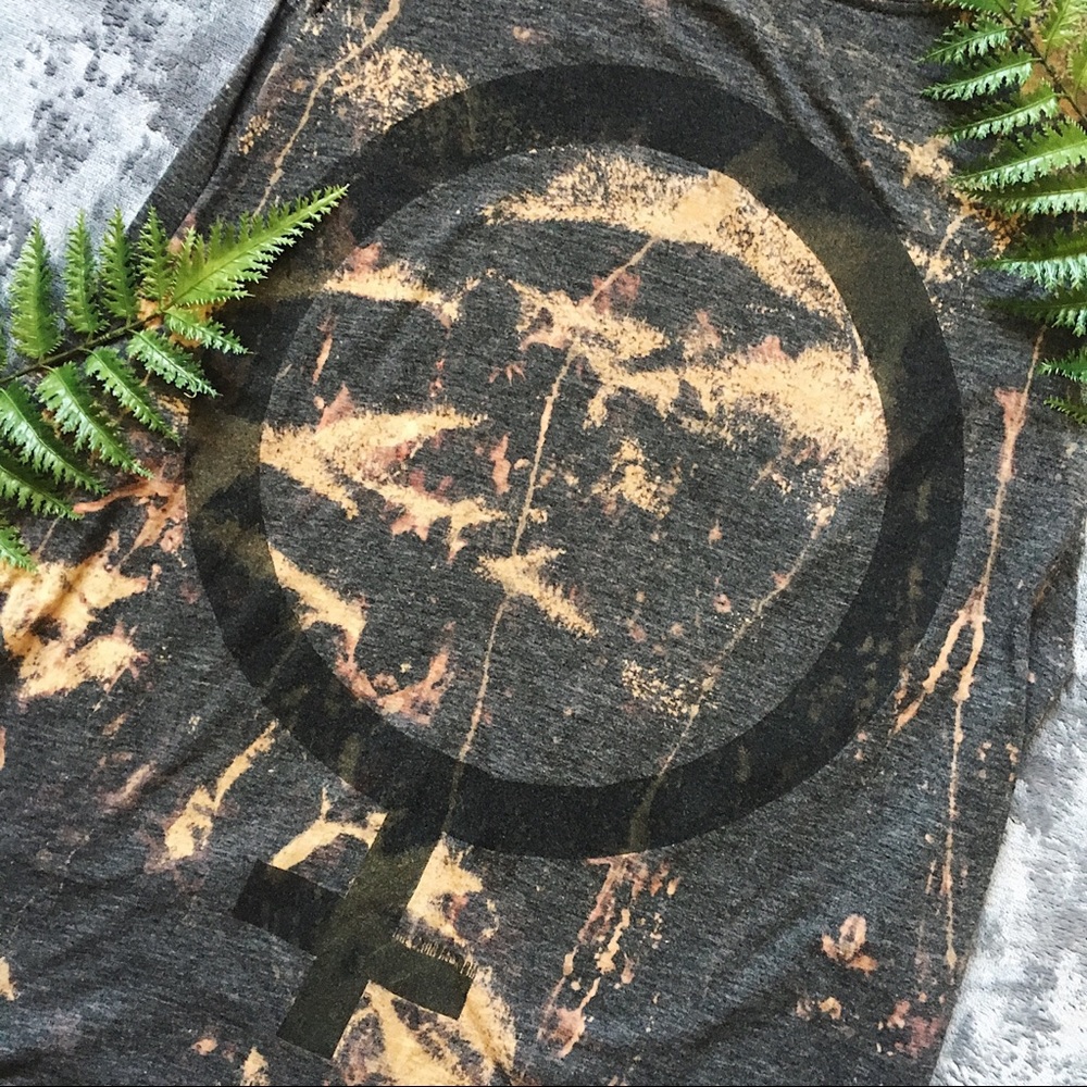 NWOT UO Distressed Feminist Muscle Tank